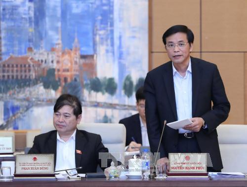 Thông cáo Phiên họp thứ 8 của Ủy ban thường vụ Quốc hội 